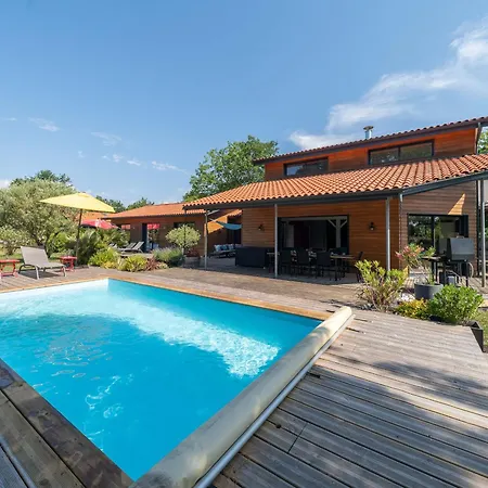 Familiale 10 Pers. A Avec Piscine Chauffee, Pres Du Et Des Pistes Cyclables - Fr-1-319-488 Бискаррос