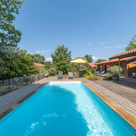 Familiale 10 Pers. A Avec Piscine Chauffee, Pres Du Et Des Pistes Cyclables - Fr-1-319-488