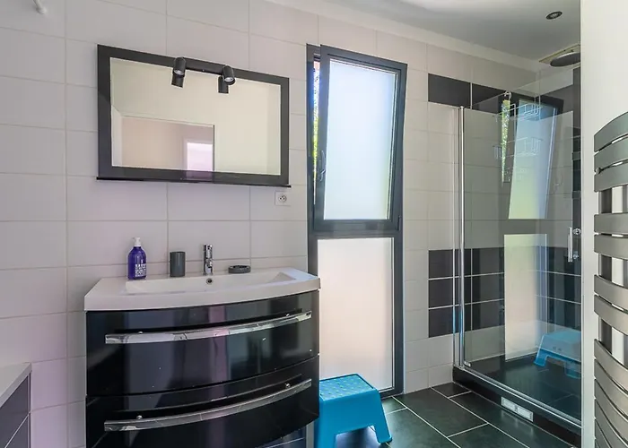 Familiale 10 Pers. A Avec Piscine Chauffee, Pres Du Et Des Pistes Cyclables - Fr-1-319-488 Villa Biscarrosse